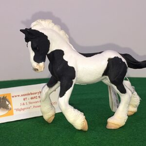 The Gypsy Cob Foal is a miniature replica of a Shire Foal. Being of the Collecta brand it is highly collectable and excellent quality.