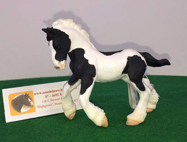 The Gypsy Cob Foal is a miniature replica of a Shire Foal. Being of the Collecta brand it is highly collectable and excellent quality.